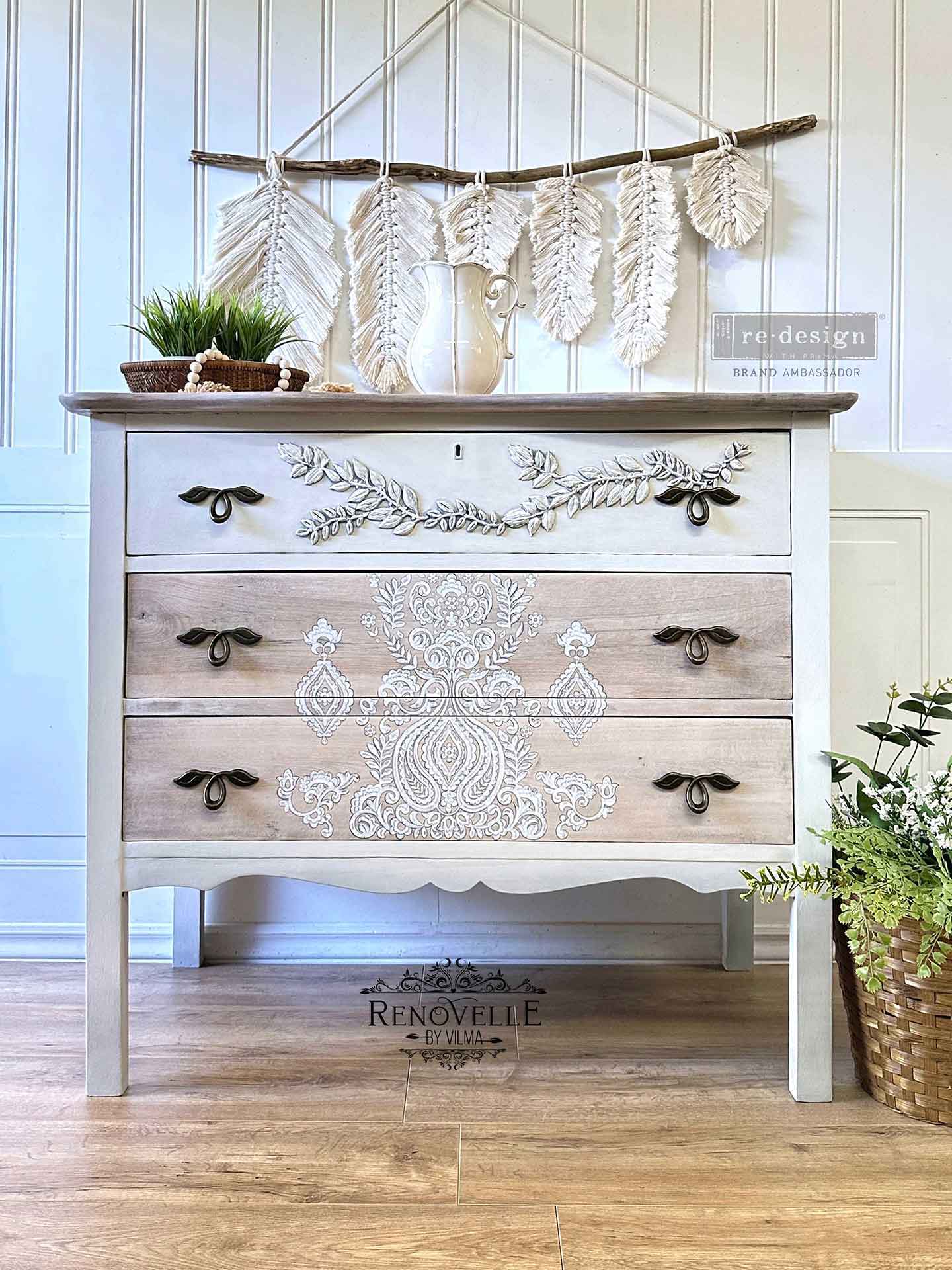 WHITE ENGRAVING - 61cm x 89cm - Redesign Decor Transfer Decal