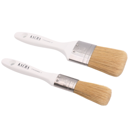 Our paint brushes, made with synthetic fibers, ensure an easy, smooth application for a more enjoyable painting experience.