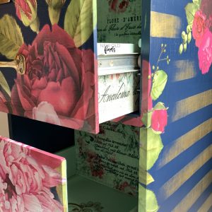 LUSH FLORAL I - 48" X 35" - Re-design With Prima Furniture Decor Transfer