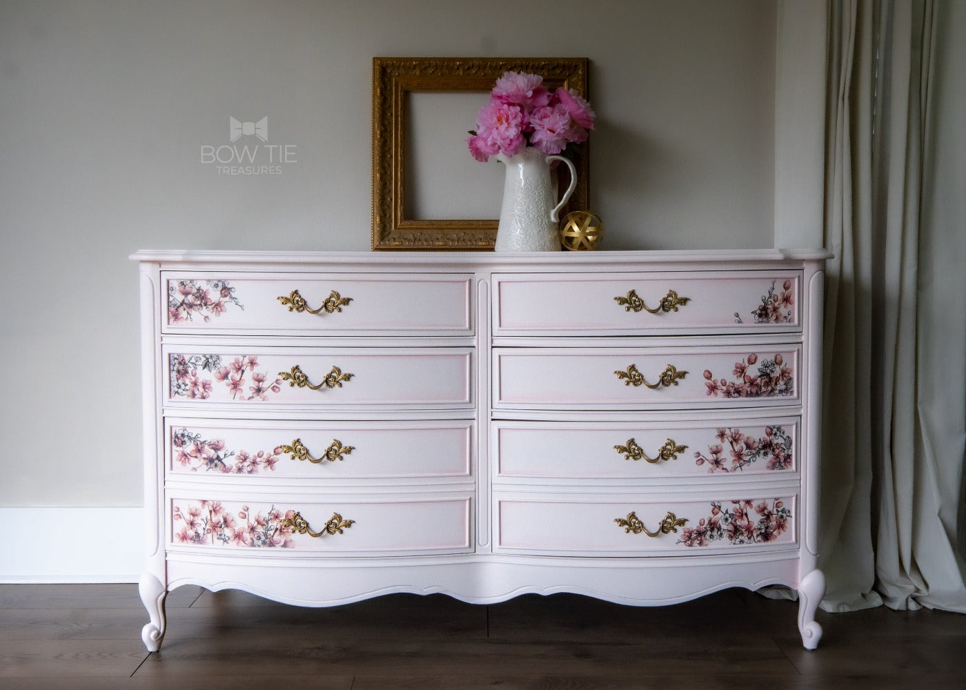 SOFT PINK - Dixie Belle - Chalk Mineral Paint