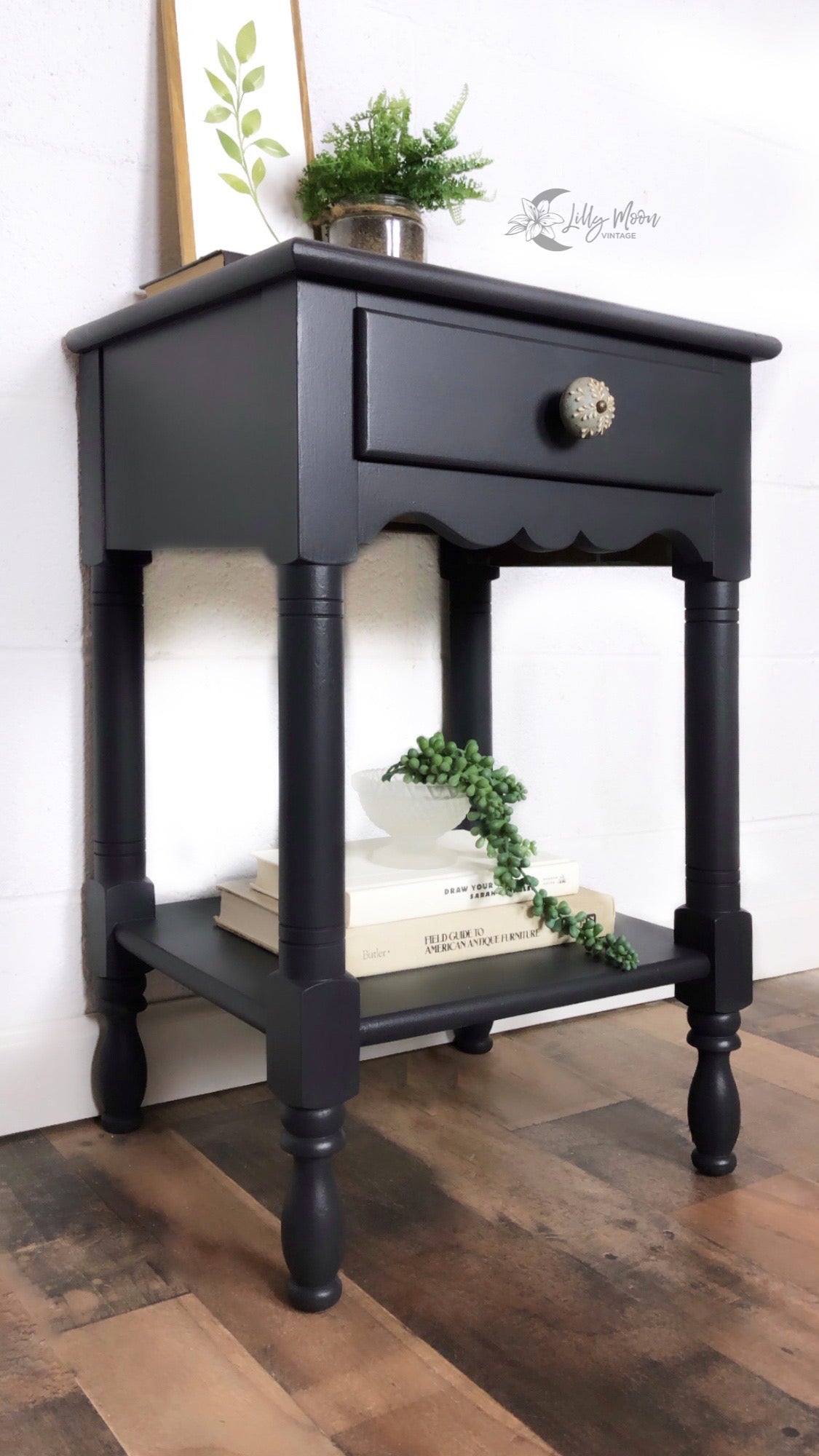 MIDNIGHT SKY - Dixie Belle - Dark Blue Black Chalk Mineral Paint