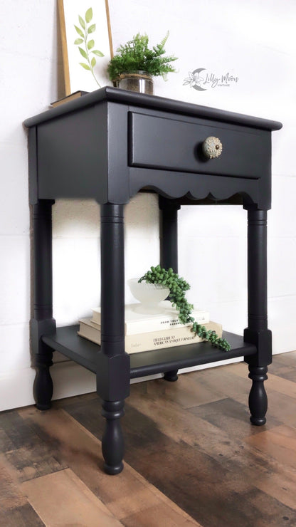 MIDNIGHT SKY - Dixie Belle - Dark Blue Black Chalk Mineral Paint