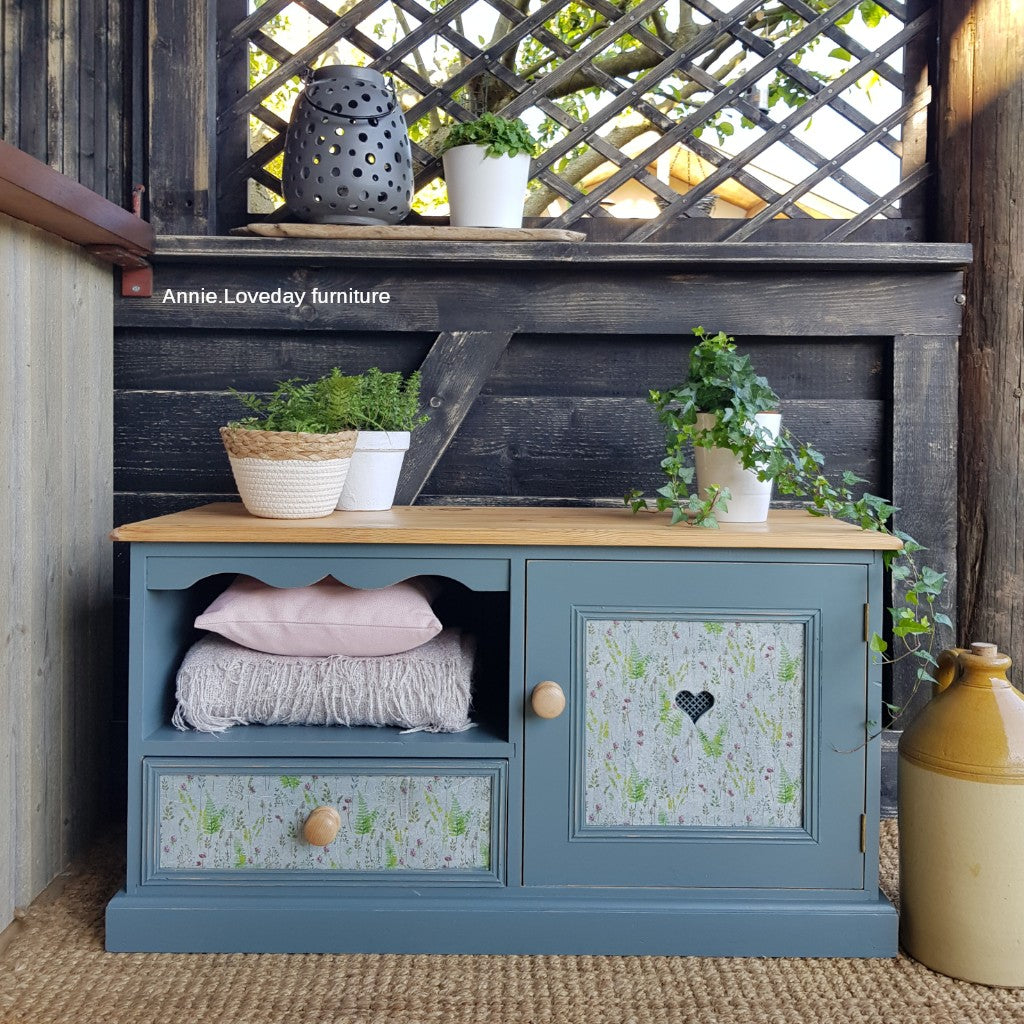 STORMY SEAS - Dixie Belle - Chalk Mineral Paint