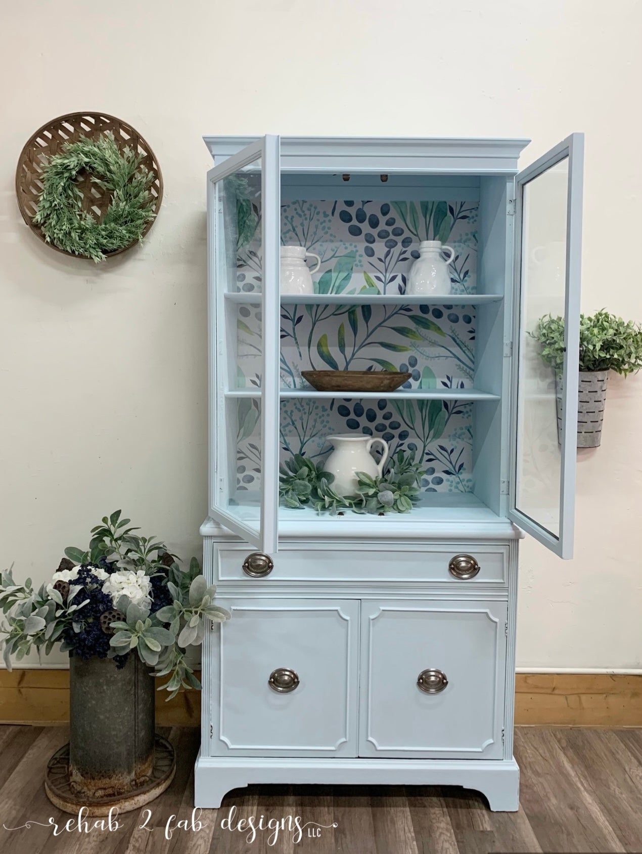 HAINT BLUE - Dixie Belle - Soft Pastel Blue Chalk Mineral Paint