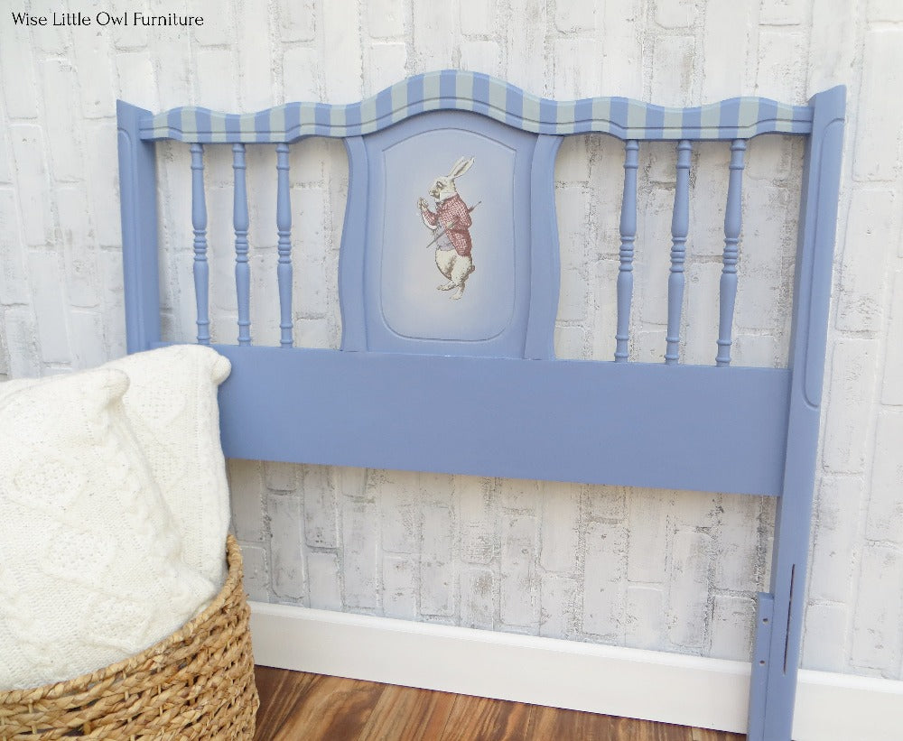 BLUEBERRY - Dixie Belle - Perwinkle Blue Grey Chalk Mineral Paint